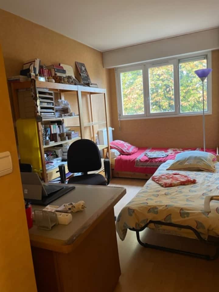 غرفة النوم 2