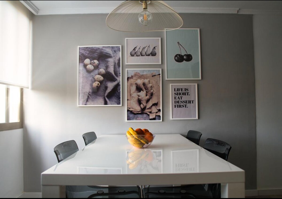 Anuncio de Airbnb popular: Beautiful bright apartment en Algirós