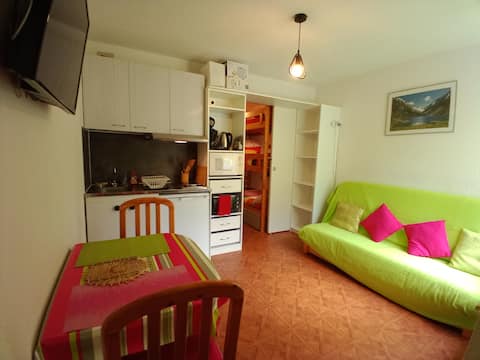 Airbnb performant: studio/cabin for 4 people at the foot of the cable cars à Cauterets