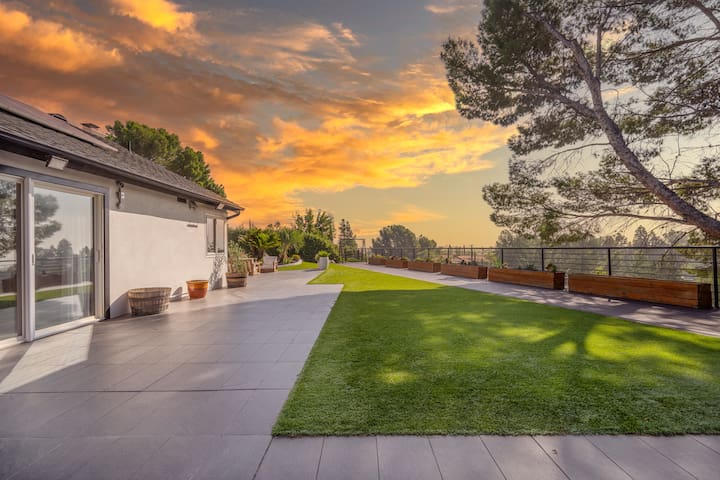 ৎ୭ Hills View ৎ୭ Pool Jacuzzi & More