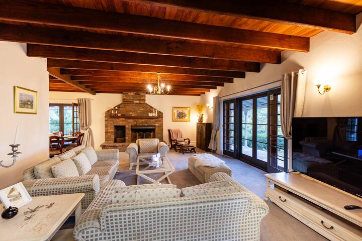 Grande Eden Estate Main House gallery image 4