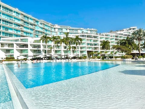 Penthouse with a private pool, 4 rooms Aria Ocean