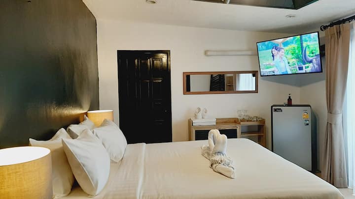 Chambre Double Avec Balcon Et Vue Mer - Patong Beach