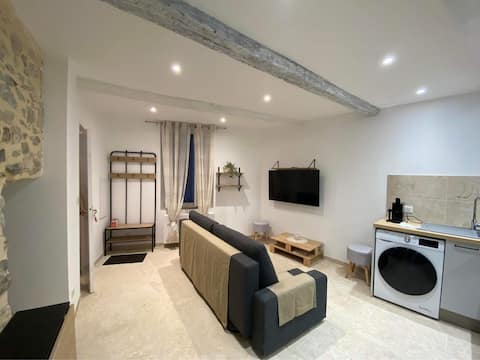Warm apartment T2