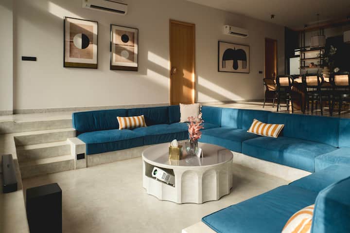 Living room image 1