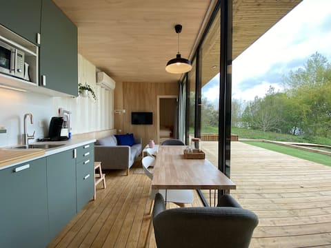 Atypical lakefront home