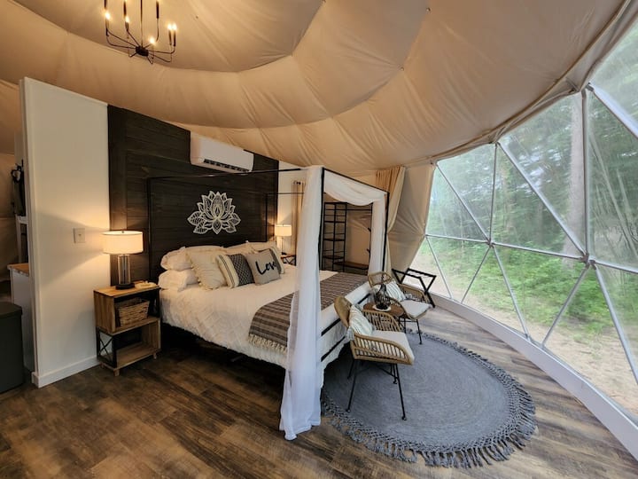 Bunny Bungalow Spacious Geodome