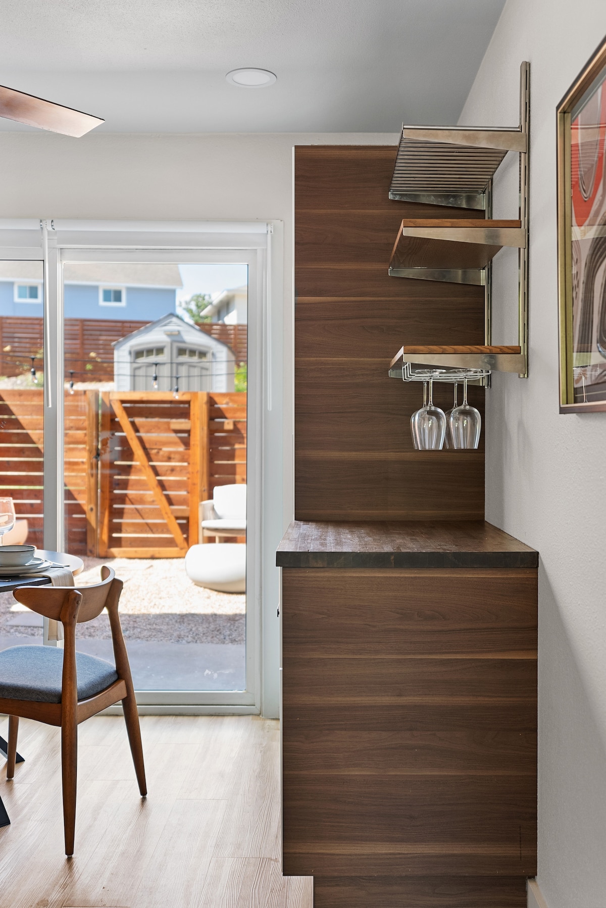 Cozy Loft Nr Attractions | Parking | Pets Ok| Wifi
