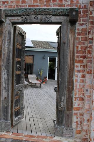 Family Friendly Entertainers Dream – Blouberg gallery image 3