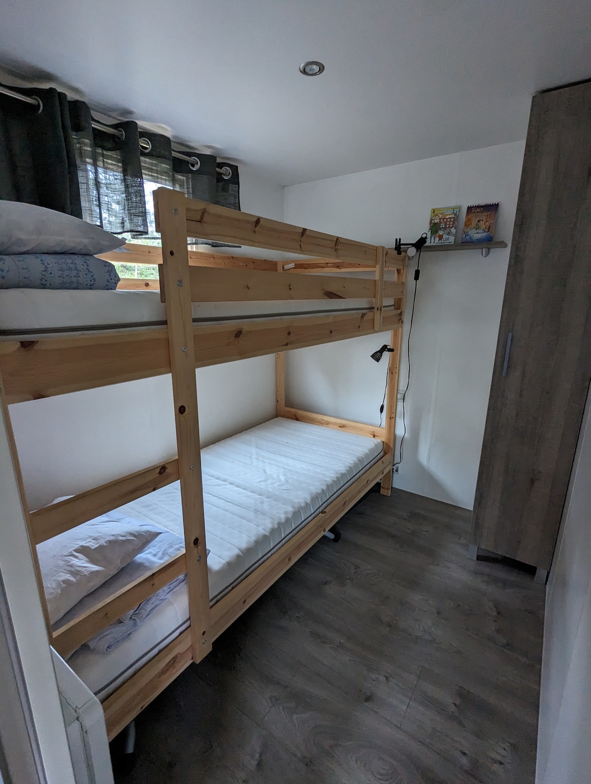 غرفة النوم 2