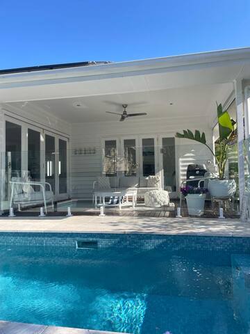 Charming Home 4-Bed Plus Study