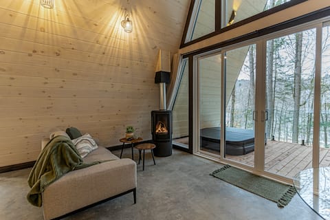 Top performing Airbnb: Haven at the Hills - Caverne Laflèche in Val Des Monts