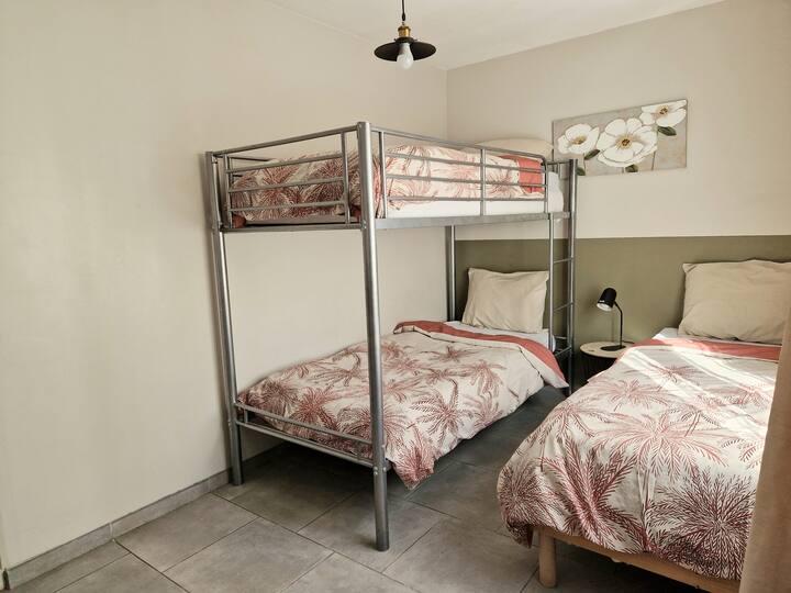 غرفة النوم 2