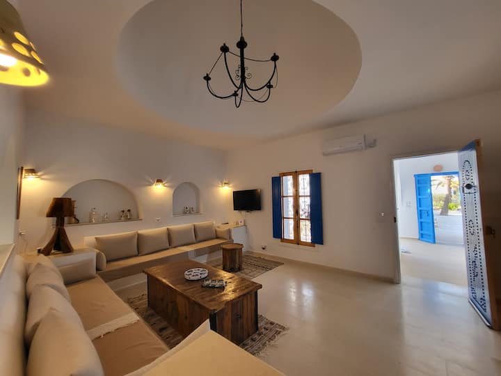 Villa De Style Traditionnel Avec Piscine Privée - Midoun
