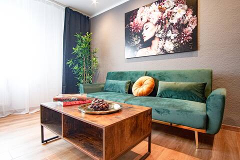 Successful Airbnb property: Apartment I Netflix I Wi-Fi I Parking I Balcony in Altendorf