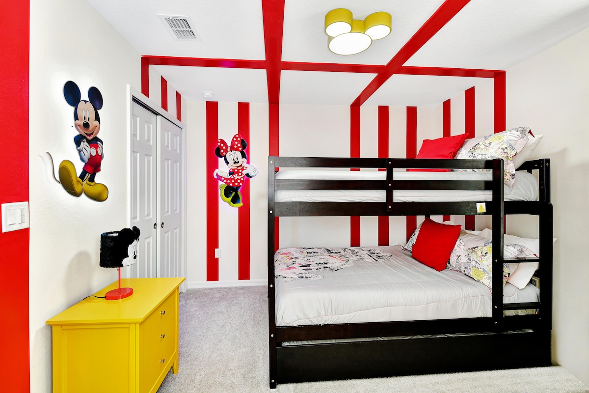 Gastenslaapkamer 3 Stapelbed Full size Mini Mouse Thema Gastenslaapkamer 3