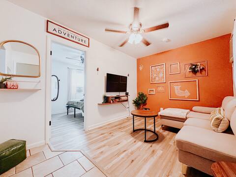 The Mid-Mod Suite | Chalkwall