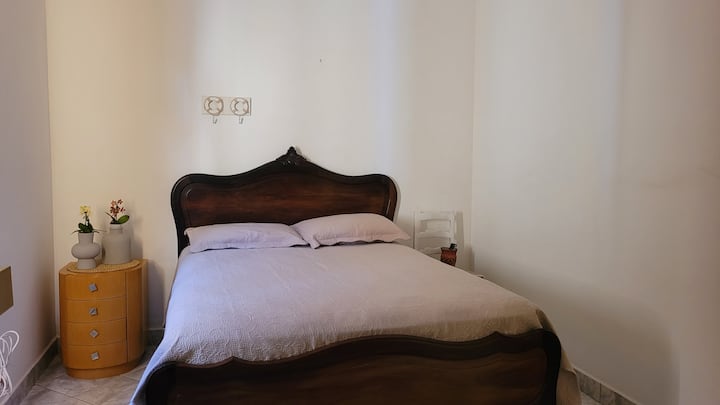 Quarto 02 (Casa Principal)