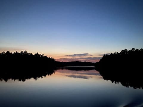 Smith's Island Retreat - pontoon included