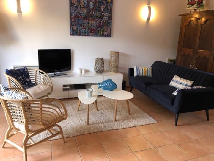 Charmante Maison Dans Un Village Provencal - La Cadière-d'Azur