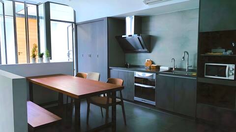 [Stay in a good apartment | Quiet courtyard room] Private living room Kitchen in the heart of Taitun
