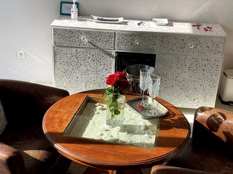 Top Airbnb: Cocooning SEAFRONT /Villa and its private pool à Sainte Marie De Ré