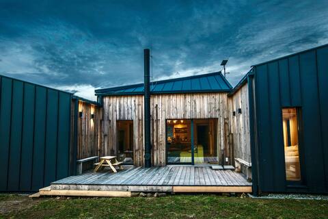 Mountain Chalet Popcorn, Plesivec