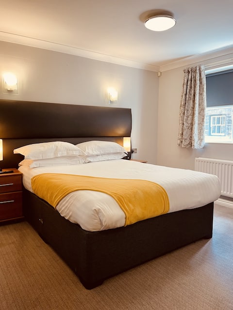 Diamond Inn-Rm7 Double