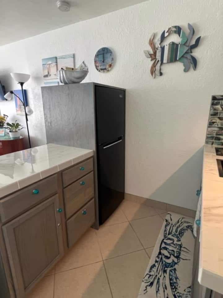 Ocean View Condo W/ Balcony & Beach Access - 데이토나비치