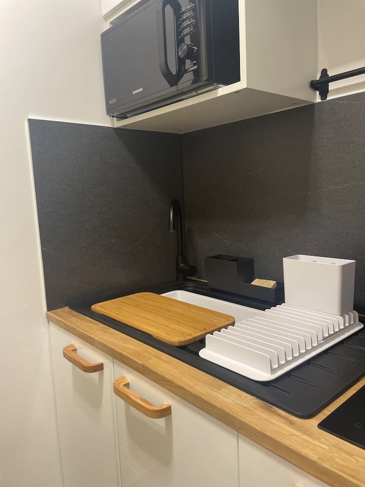Chambre Indépendante à La Nuit - Toulon