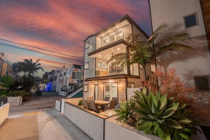 Casa Nueva Mission Beach, steps to the Bay & Ocean gallery image 4