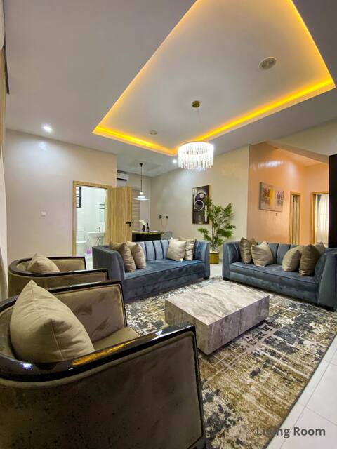 IVY’s Luxury 4-bedroom Duplex