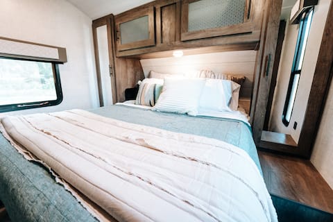 Rose Branch - Super Comfy 2/1 near Lake Palestine