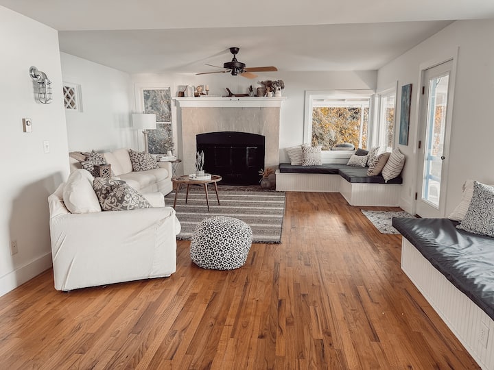 Lakeside Cozy Cottage - Ithaca, NY