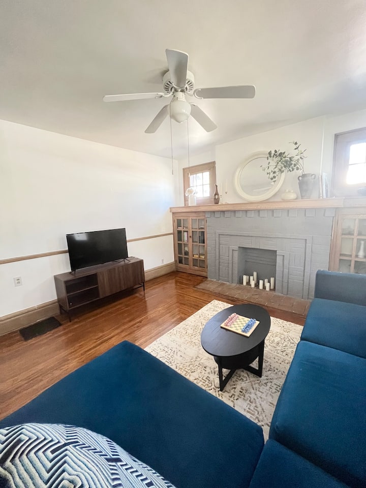 Modernized Victorian Home next to OSU Medical Houses for Rent in Columbus, Ohio, United States