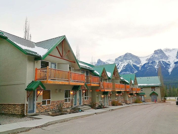 Canmore Apartment Holiday Rentals Alberta, Canada Airbnb