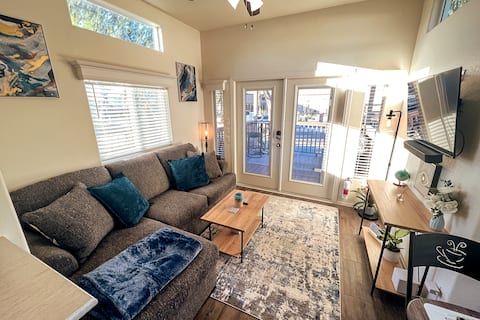 Successful Airbnb property: Couples Casino Getaway+ATV+ River+ | Pool, Hot Tub in Lake Havasu / Kingman