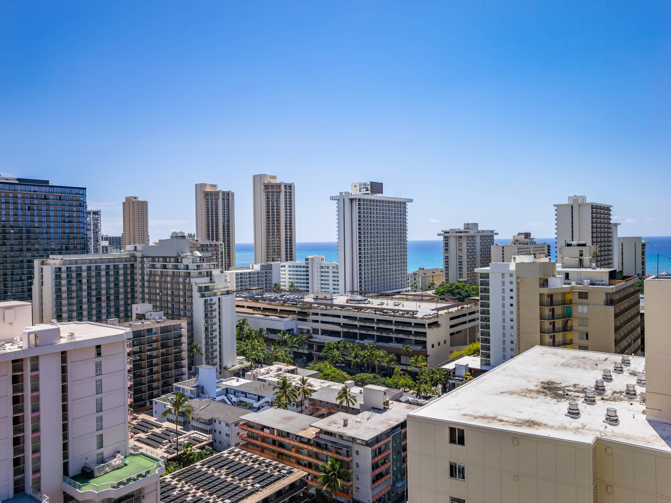 24FL- Stylish Studio In Central Waikiki - Image 11