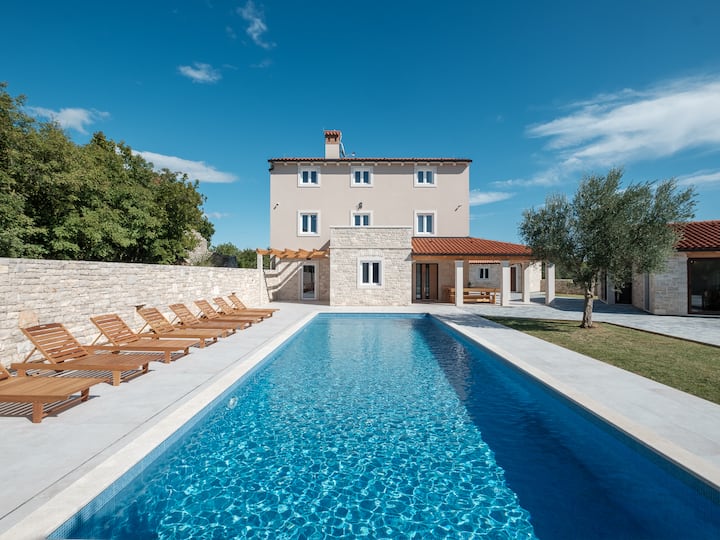 Villa Kata