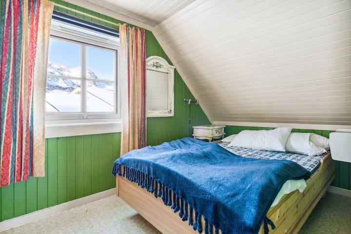 საძინებელი 2