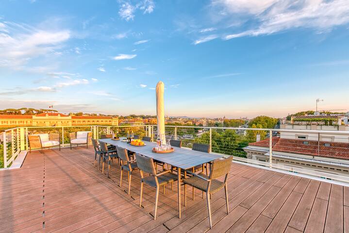 Skylife Tiber Luxury Penthouse gallery image 3