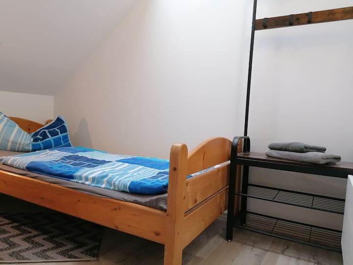 Enz Waterfall DG: Jednolôžko (90 x 200 cm)