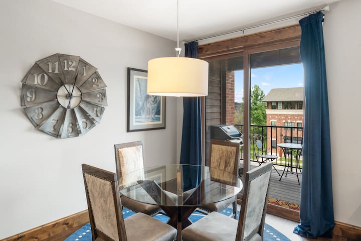 Main Street, Mountain View Luxury Condo in Bozeman gallery image 2