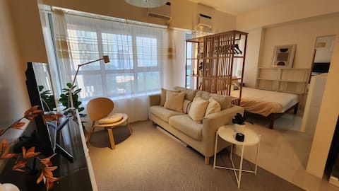 Your cozy home away from home in Alabang