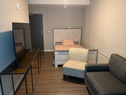 Top Airbnb: StudioBuckhead/Piedmont Hospital in Brookwood Hills