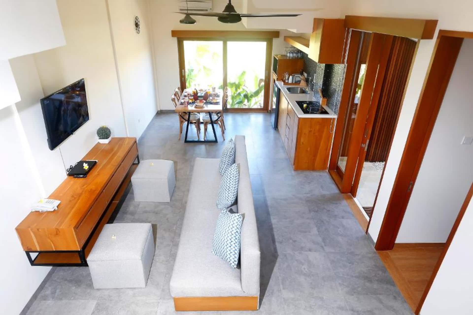 Coastal Poolside Hideaway 1 Bedroom Private Villa in Seminyak 3