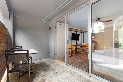 5 integrated suites for groups