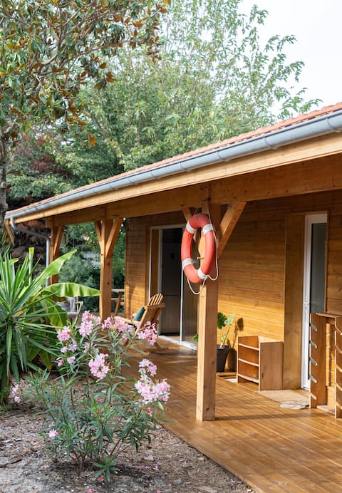 Propriété Airbnb réussie: Chalet en bois à Biscarrosse