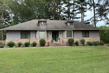 Ms. Charline’s 2 BDRM 3 BATH Home Close To UTM rental in Martin