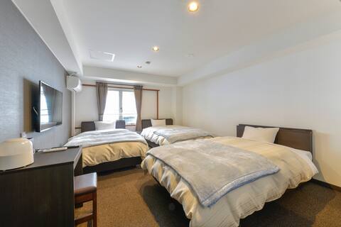 G-SQUARE  Rent the entire hotel! Perfect for families, employees, and friends (about 15 people)!